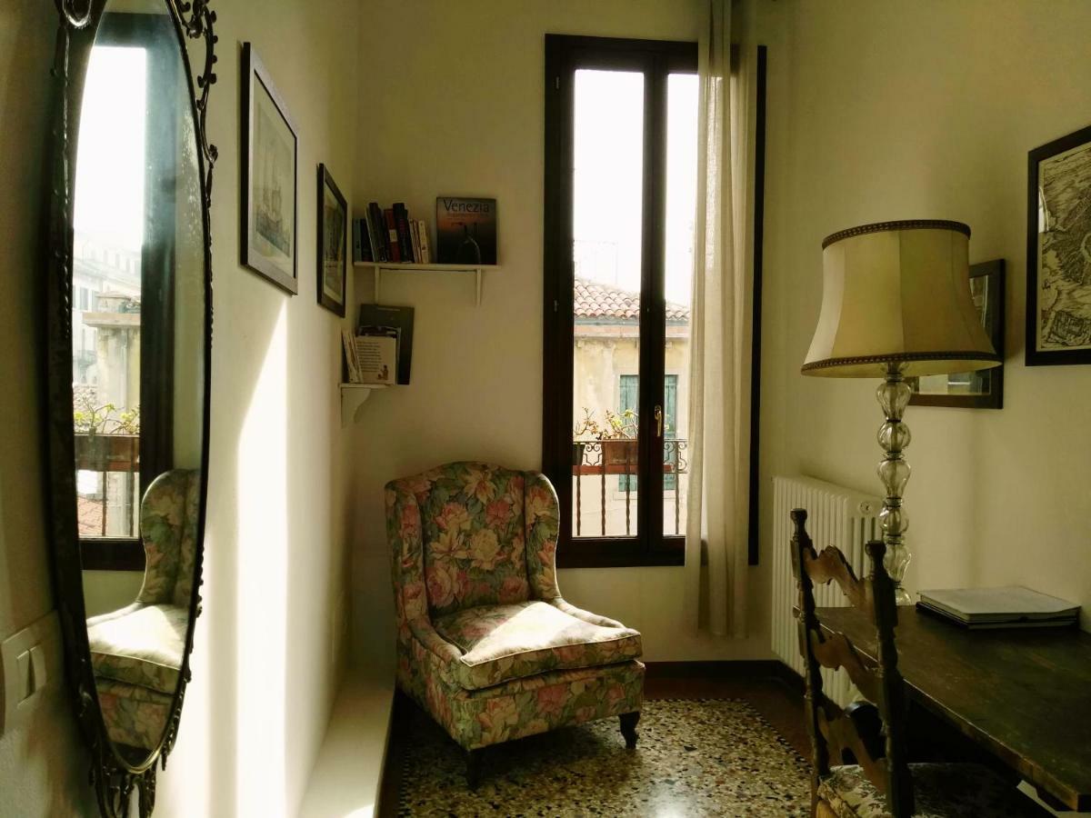 Ponte San Lorenzo Apartment เวนิส ภายนอก รูปภาพ